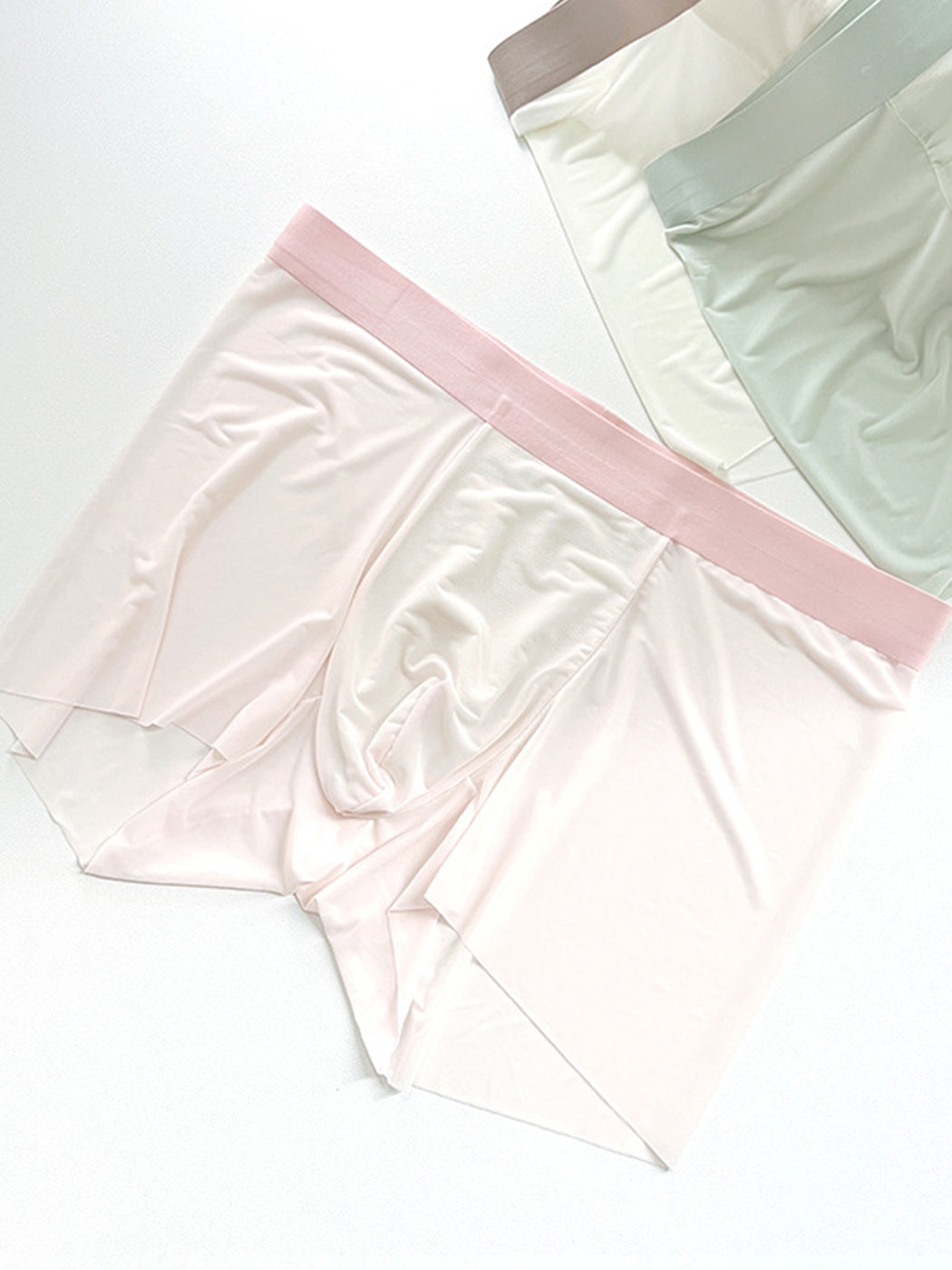 3 Pack Men's Ultra-thin Seamless Trunks | dmunderwear detail image 18