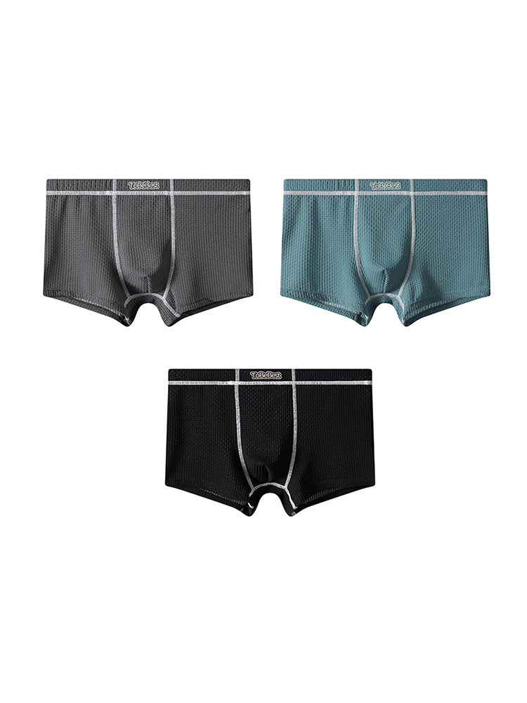 3 pack Men's Cool-Sensing Trunks | dmunderwear detail image 2