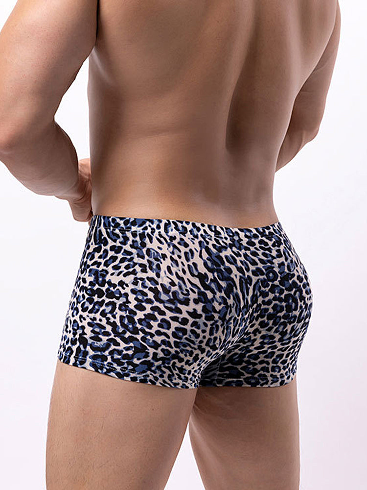 4-pack Men's Seamless Comfort Odor-Control Ice Silk Trunks | dmunderwear detail image 4