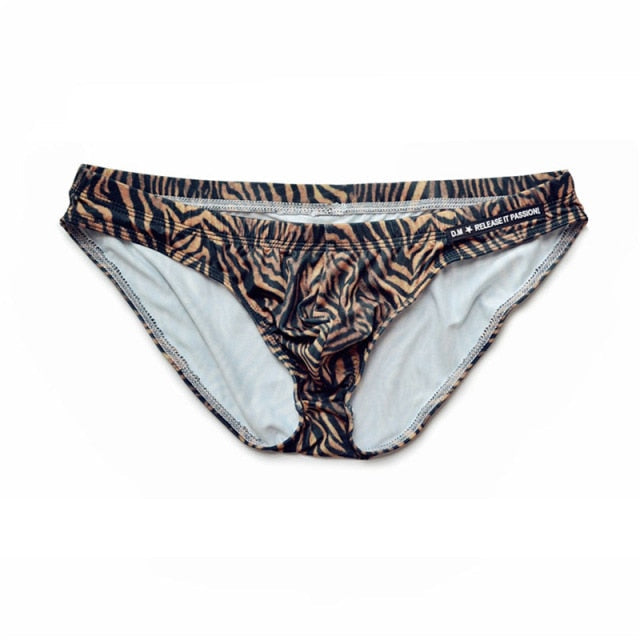 Animal Print Low-Rise Briefs | dmunderwear detail image 3