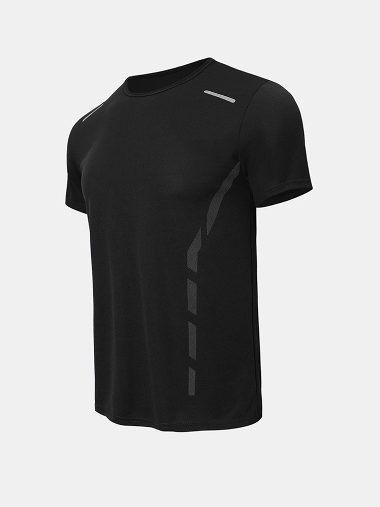 Men's Quick-Dry Active Relaxed Fit Workout Ready Skin-Friendly T-Shirt | dmunderwear detail image 2