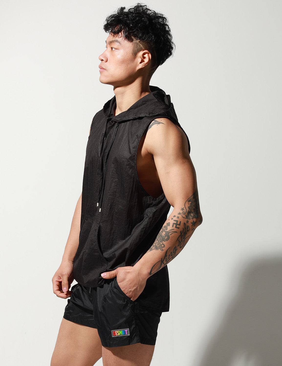 Quick-Dry Sleeveless Hoodie T2003 | dmunderwear detail image 12