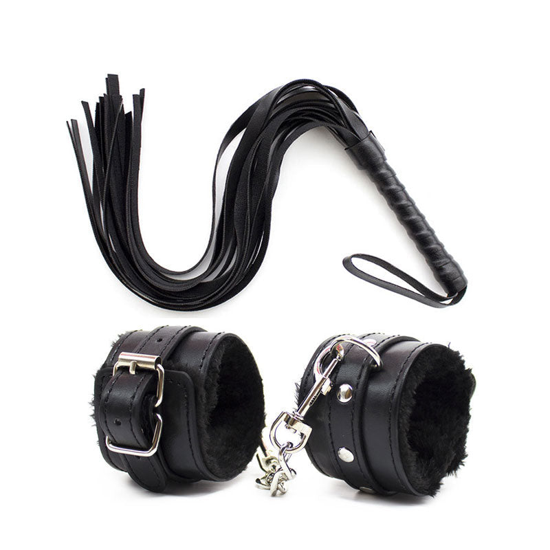 S&M Whip And Handcuffs Set | dmunderwear