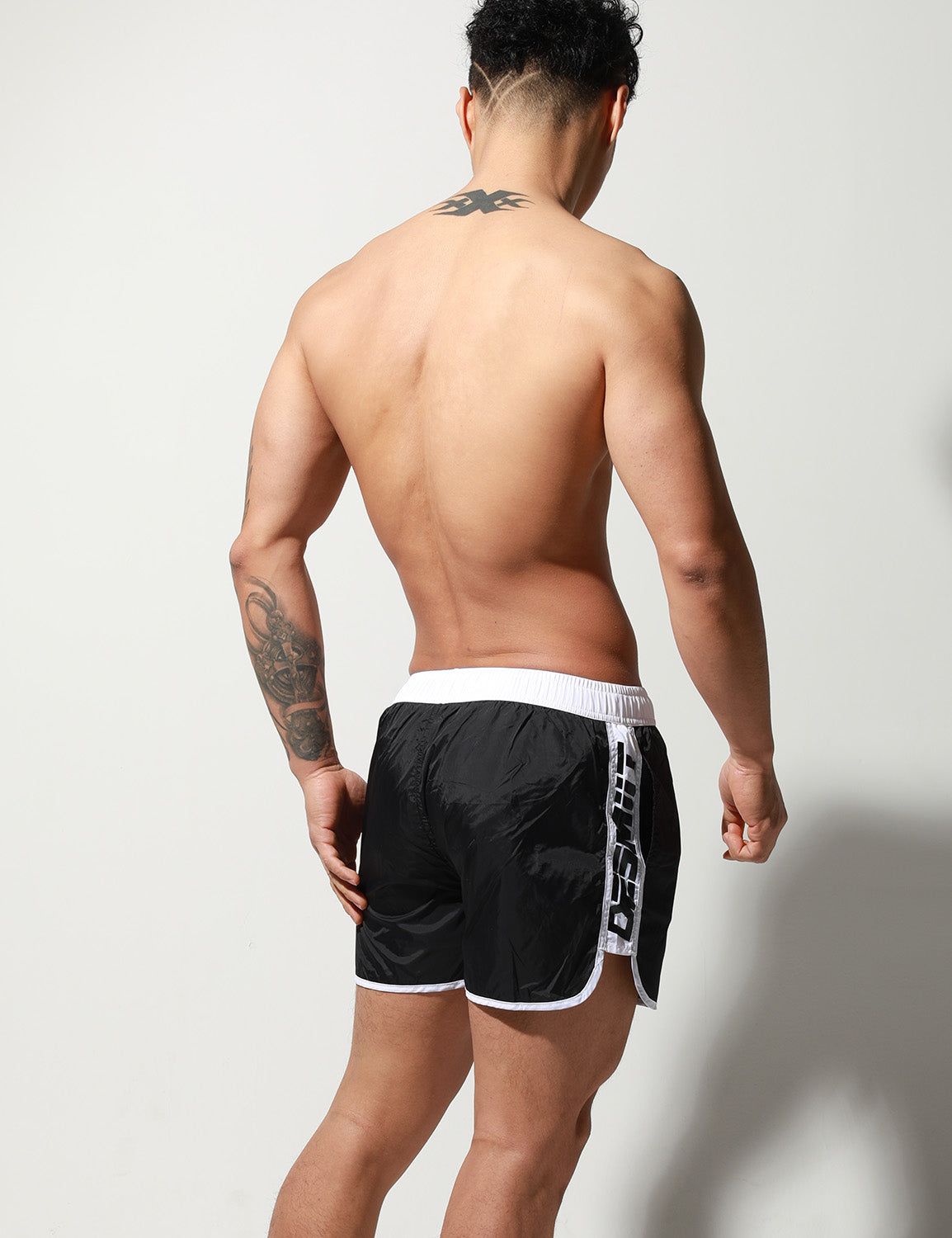 Sport Quick-Dry Beach Surf Shorts S7067 | dmunderwear detail image 9