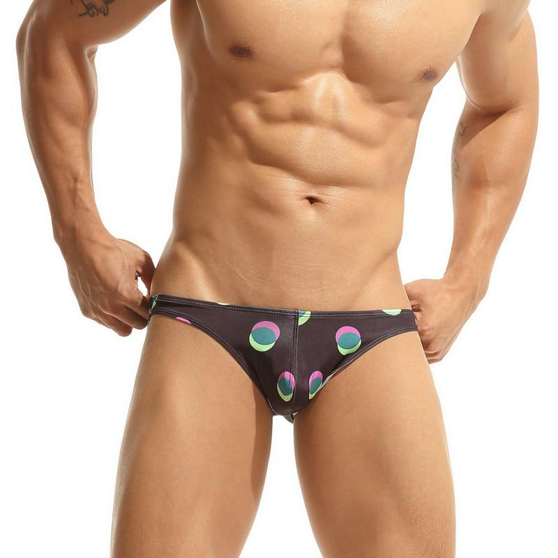 Stylin' Bikini Briefs | dmunderwear detail image 6