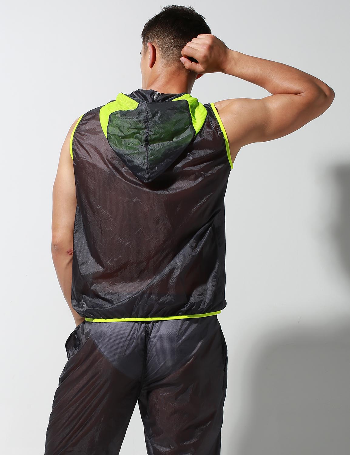Translucent Quick-Dry Sport Sleeveless Hooded Jacket S2901 | dmunderwear detail image 2